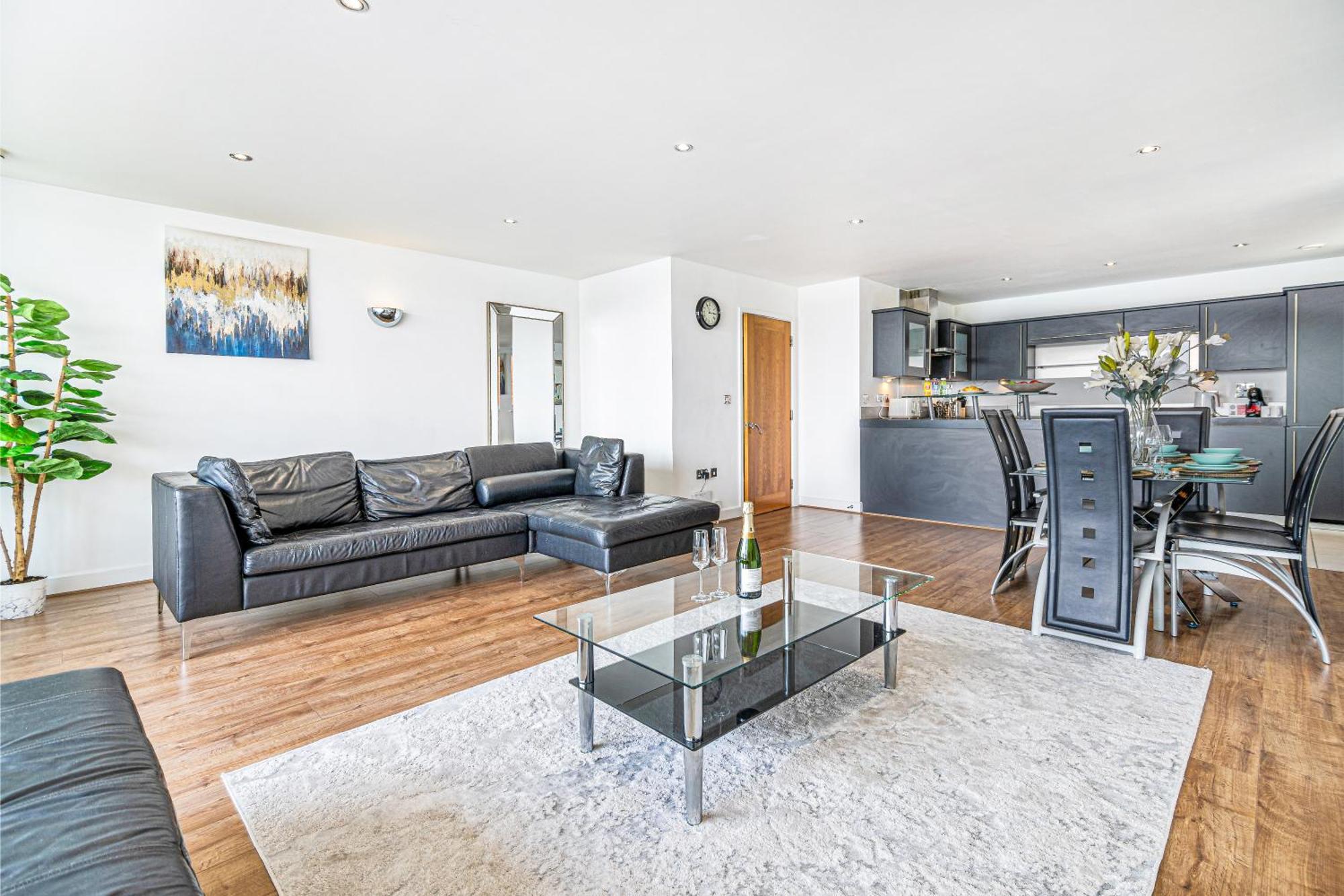 Excel London Majestic Apartment Екстериор снимка