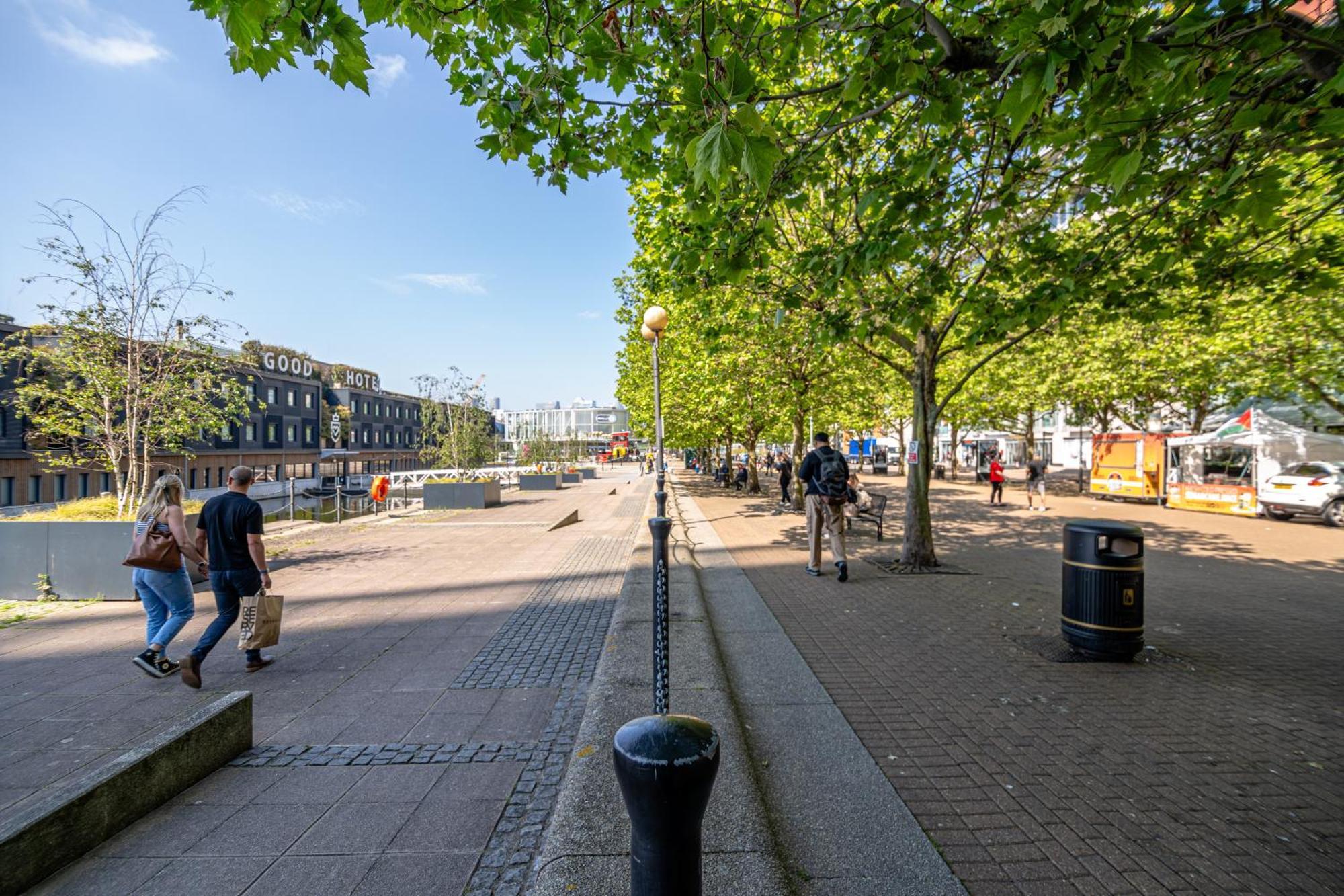 Excel London Majestic Apartment Екстериор снимка